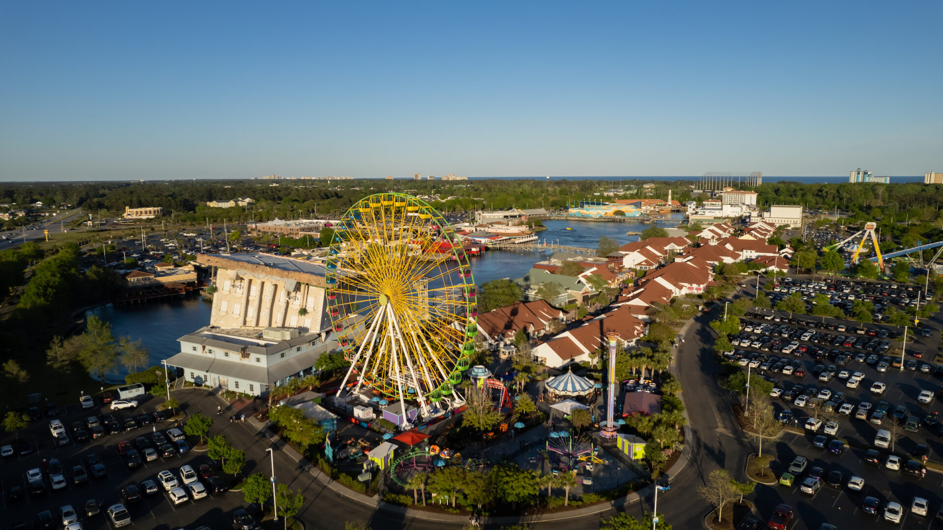 broadway-at-the-beach-attractions-rides-shops