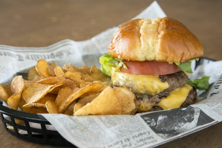 surf-shack-beach-burger