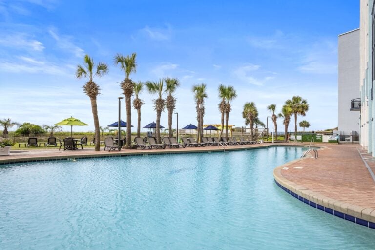 Oceanfront Outdoor Pool