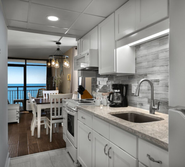 Monterey Bay Oceanfront Luxury King Suite Kitchen