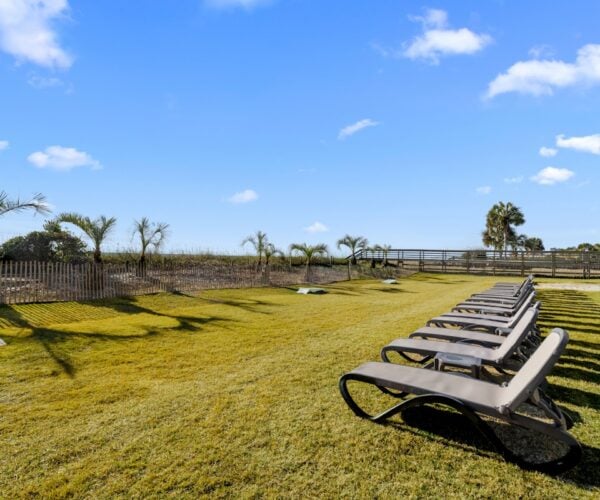 Monterey Bay Suites - Oceanfront Tanning Lawn with Cornhole Boards