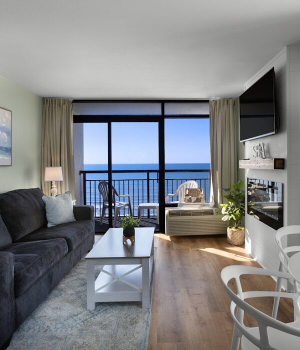 monterey-bay-oceanfront-luxury-king-efficiency-unit-935-living-room