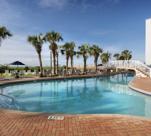 Monterey Bay Outdoor Pool